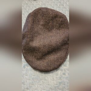 Stylish Brown Tweed Cap